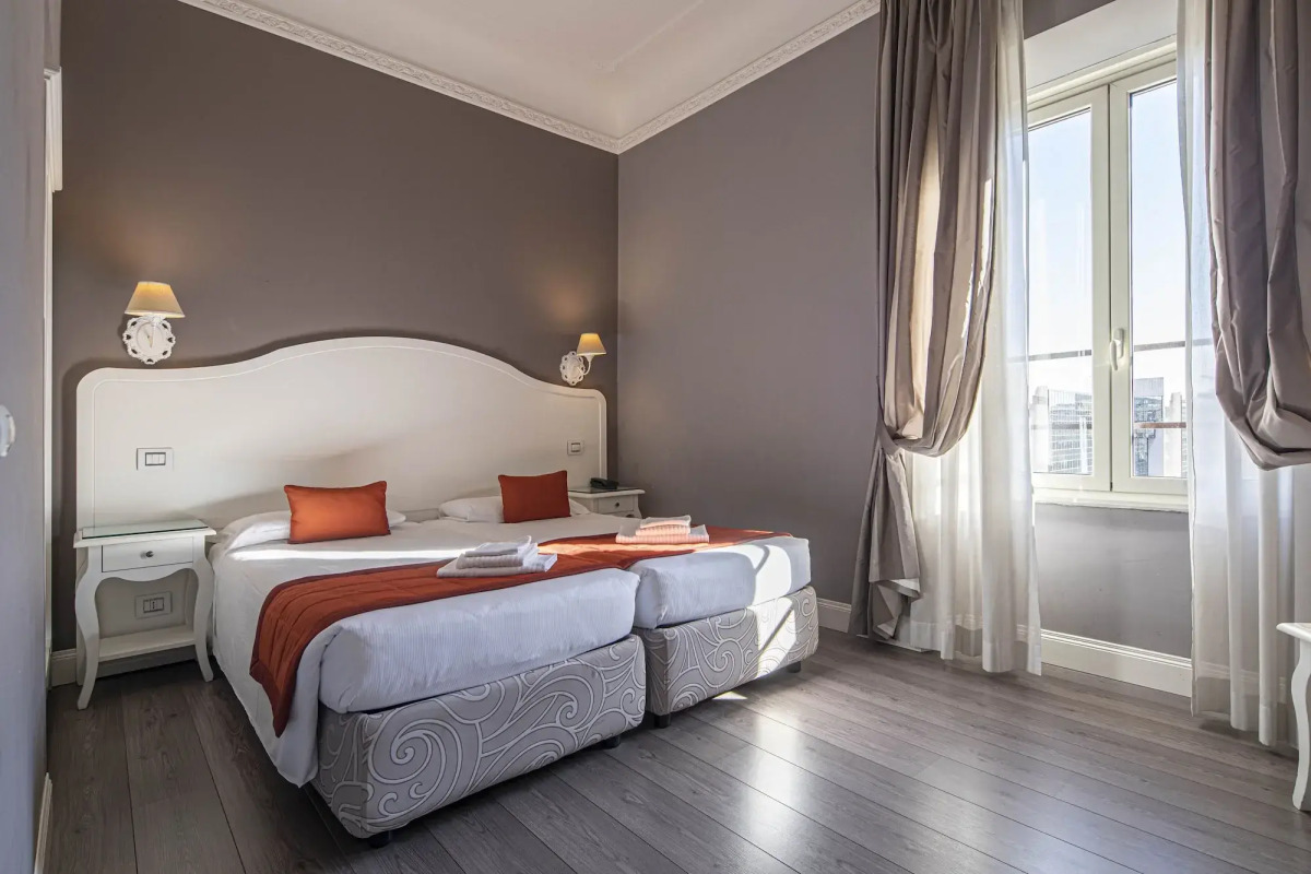 Отель Domus Castrense