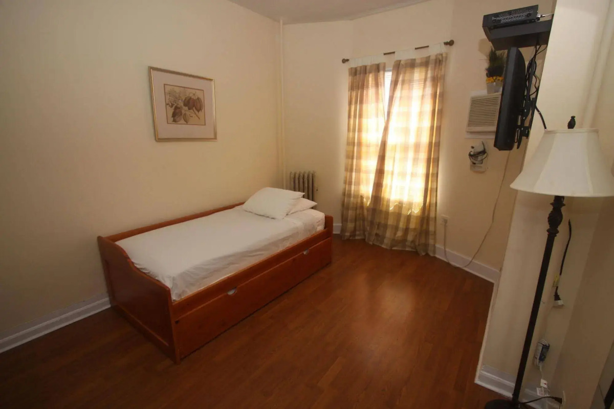 Midwood Suites Brooklyn