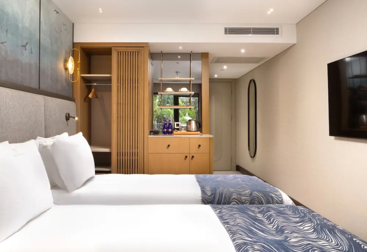 Bentley Hotel Old City