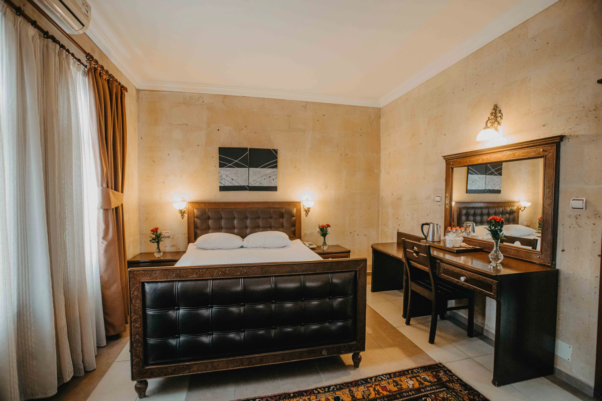 Royal Stone Houses - Goreme