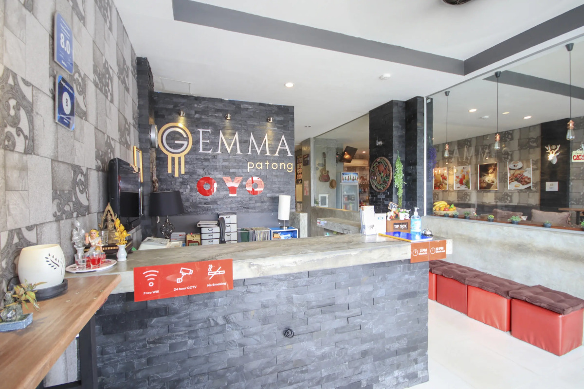 OYO 75321 Gemma Patong