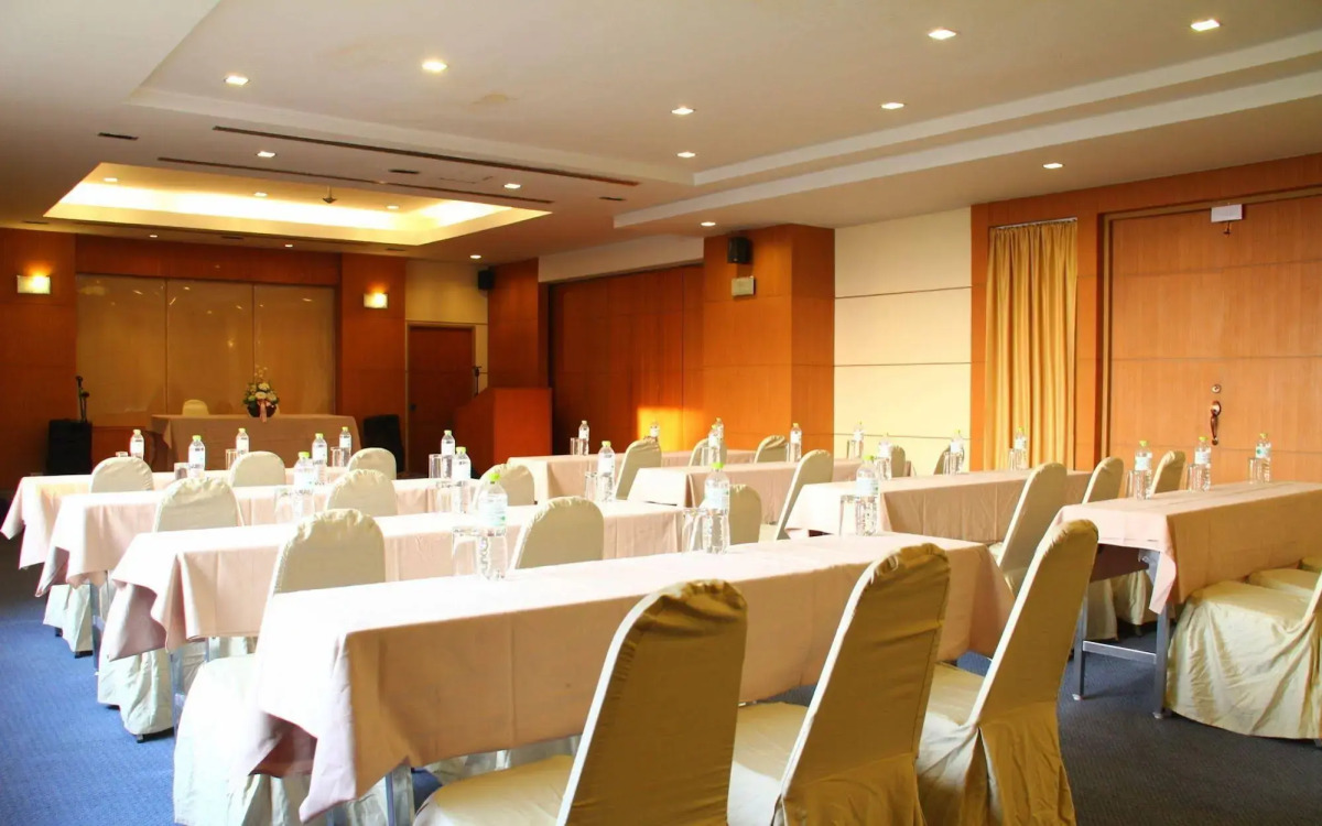 Mike Beach Resort Pattaya - SHA