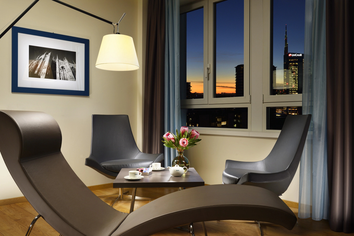 Отель Unahotels Century Milano