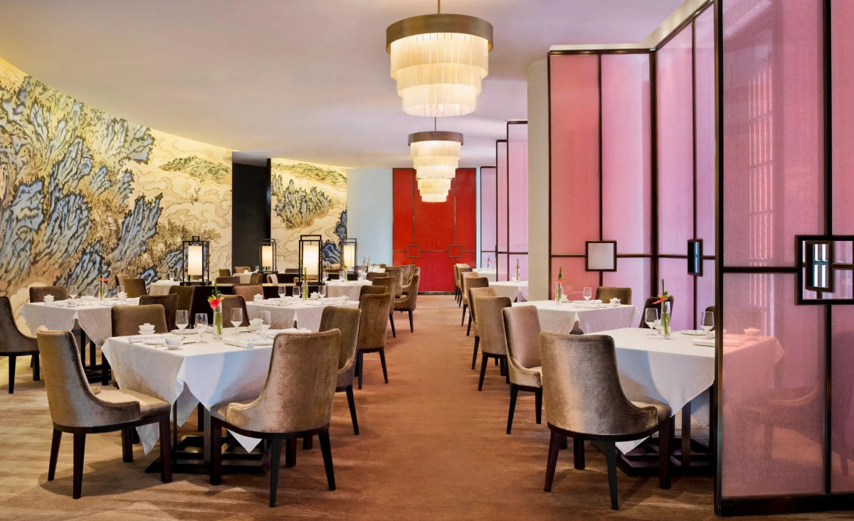 HUALUXE Shanghai Twelve at Hengshan by IHG