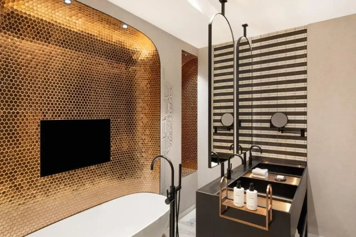 Paragraph Freedom Square, A Luxury Collection Hotel, Tbilisi