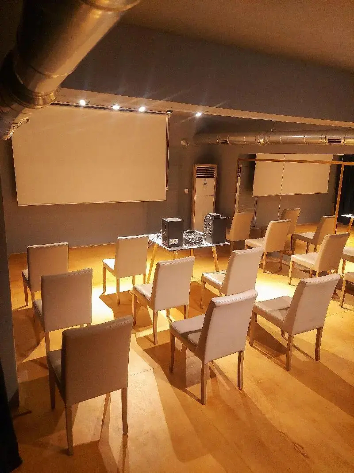 Udi Hotel