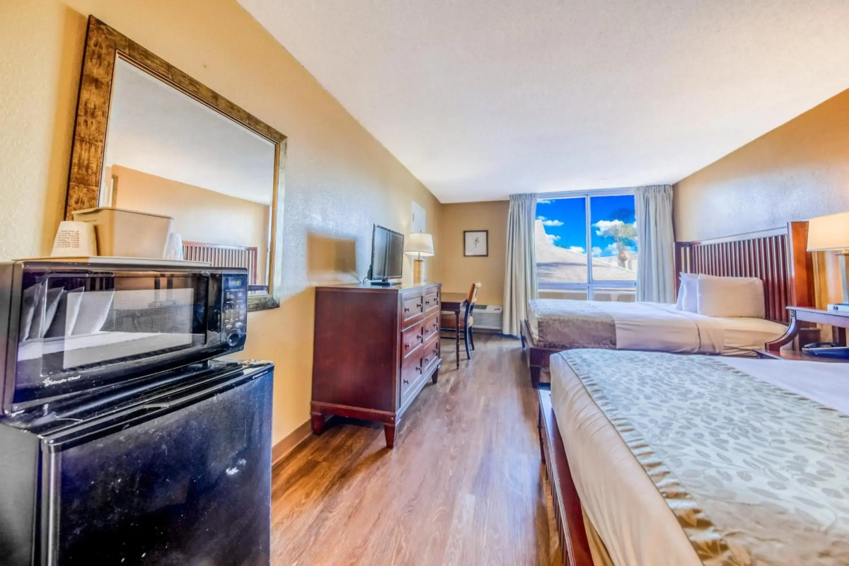 Floridian Express Hotel