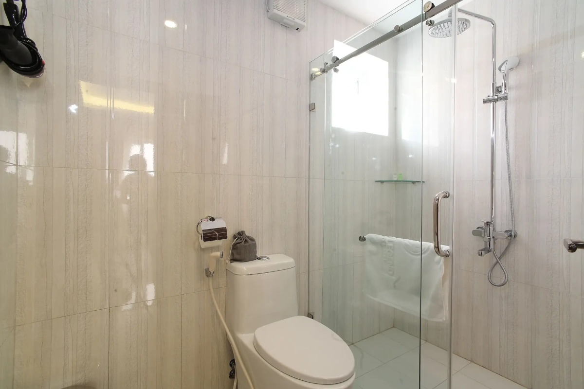 Golden Legend Diamond Hotel	