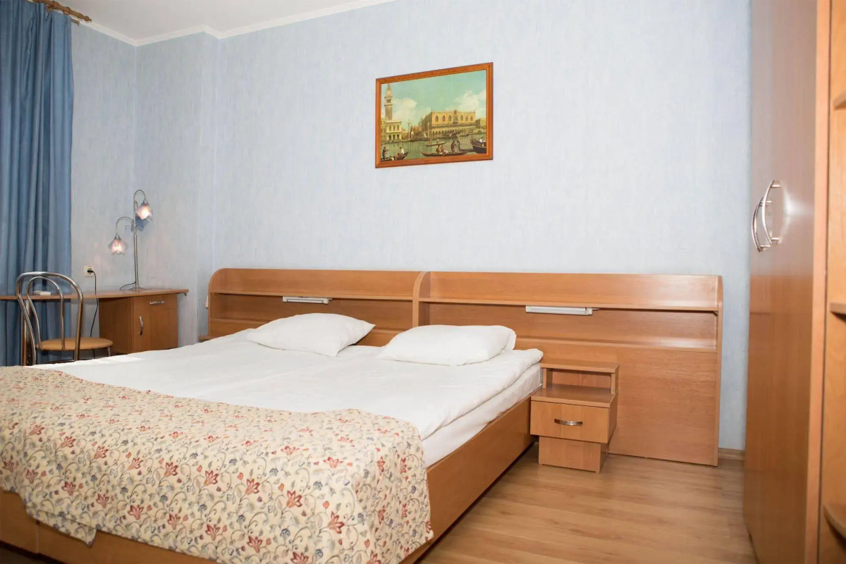 EXPO Hotel Comfort