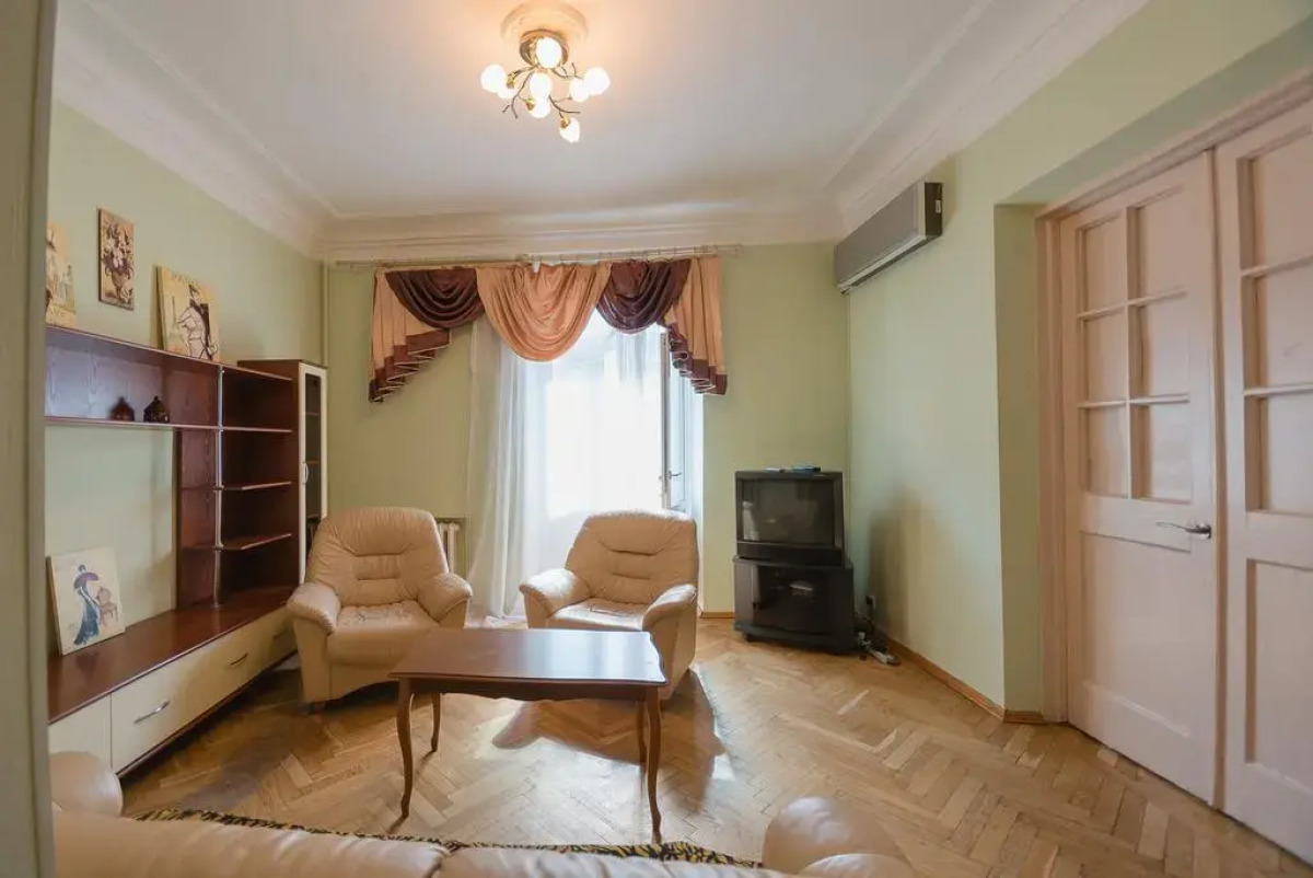 Prorizna Studio Kiev Apartment