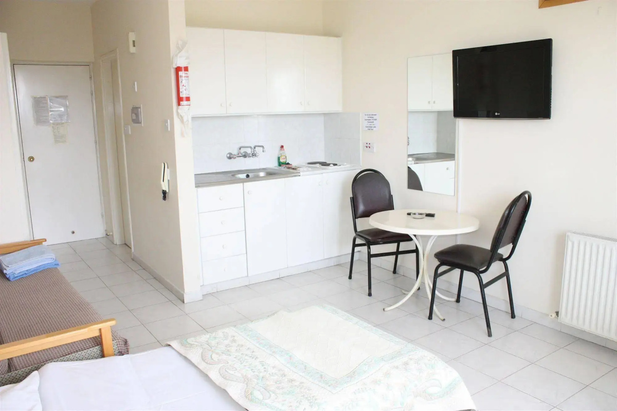 Tycoon Apartments