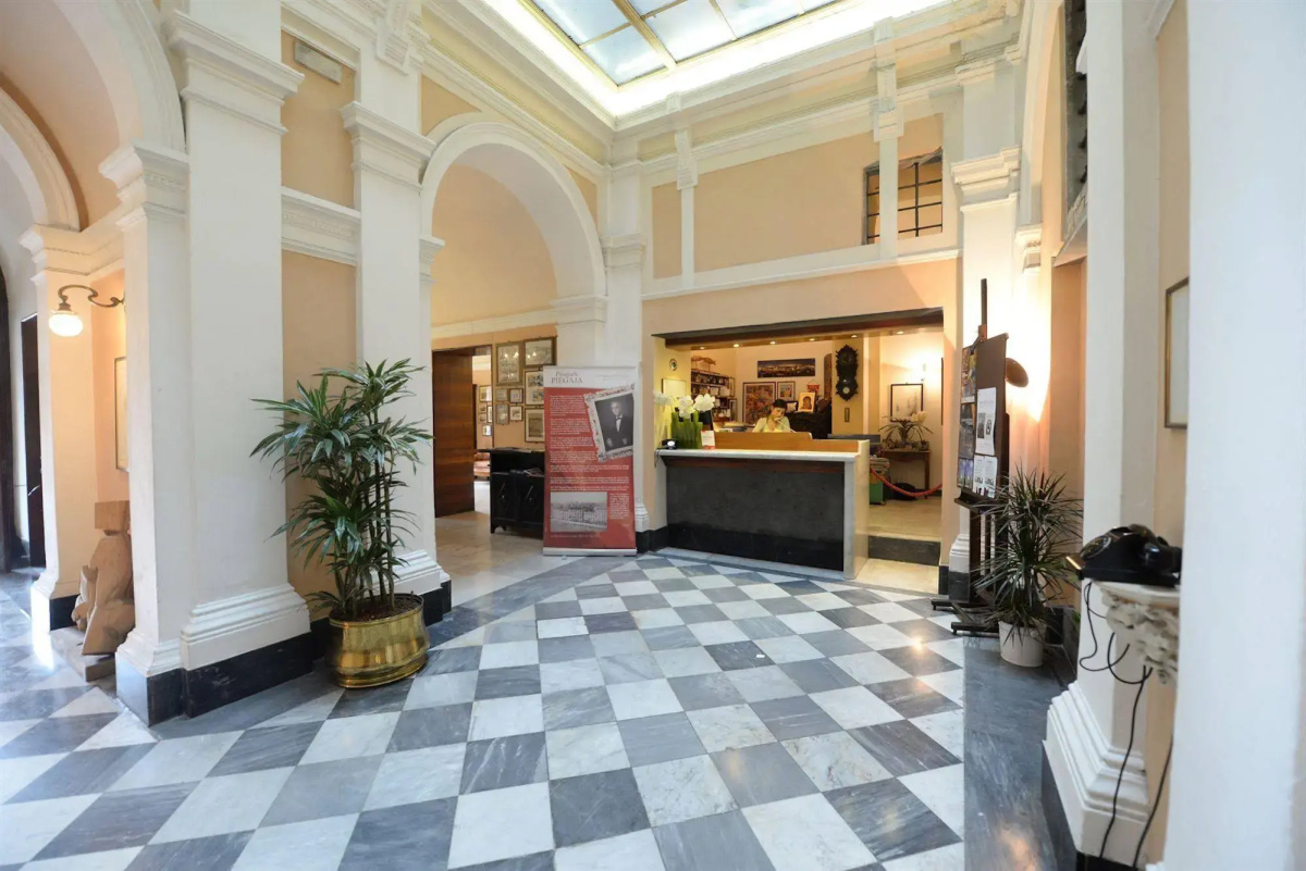 Royal Victoria Hotel