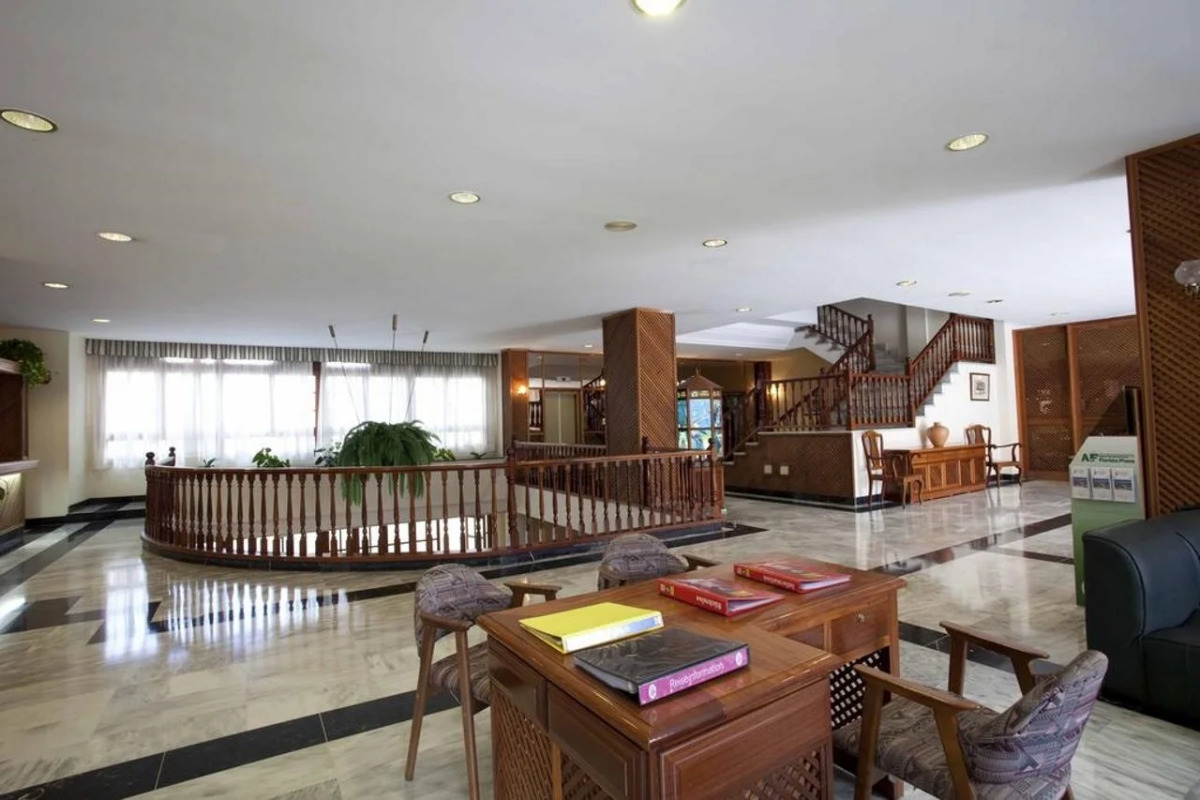 Apartamentos Be Smart Florida Plaza