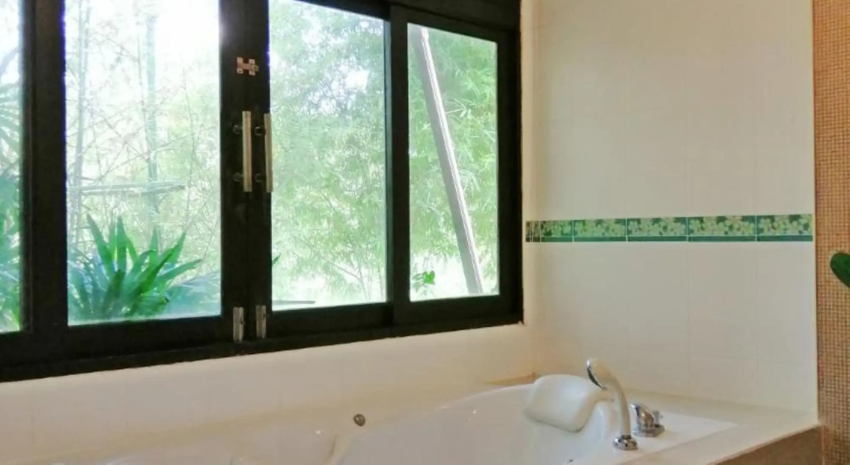 Sand Sea Beach Resort