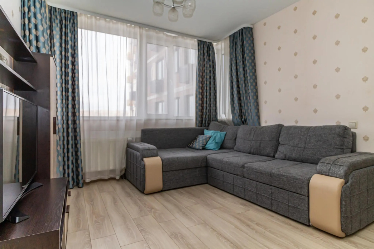 Moment House (Момент Хаус) на улице Молодёжная 4