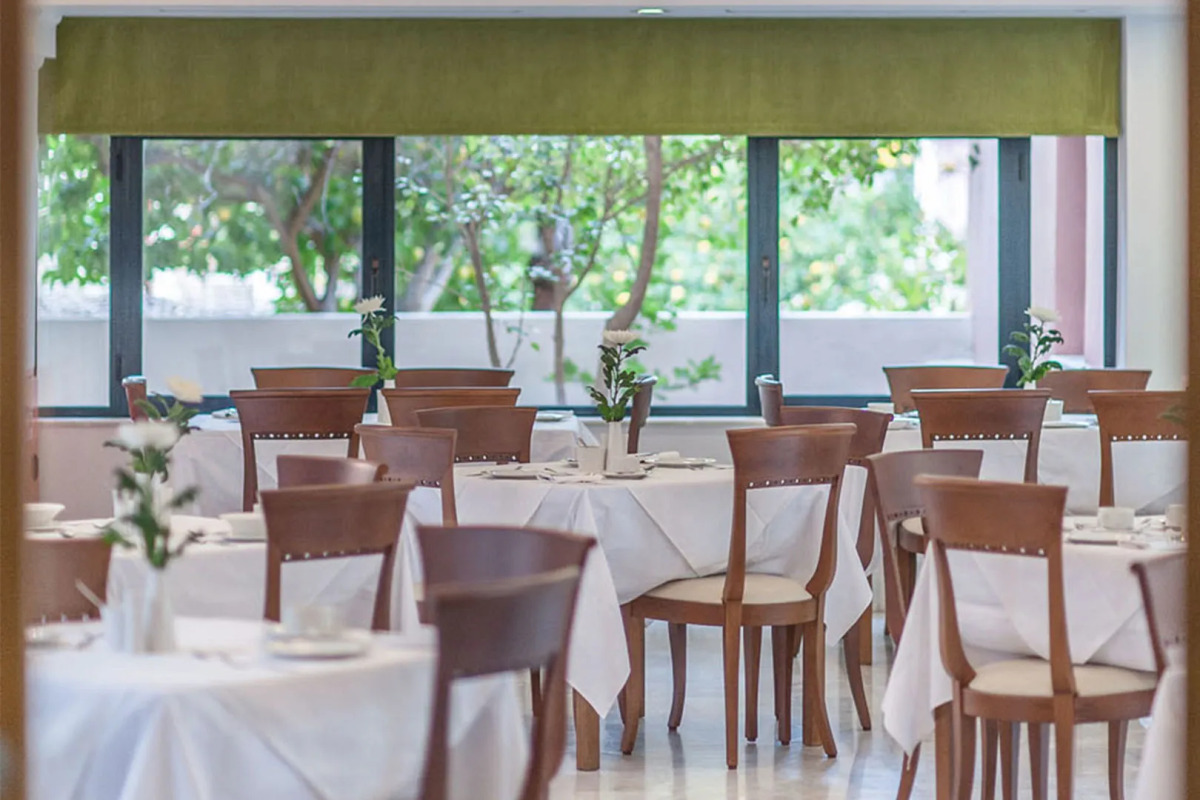 Avra City Boutique Hotel