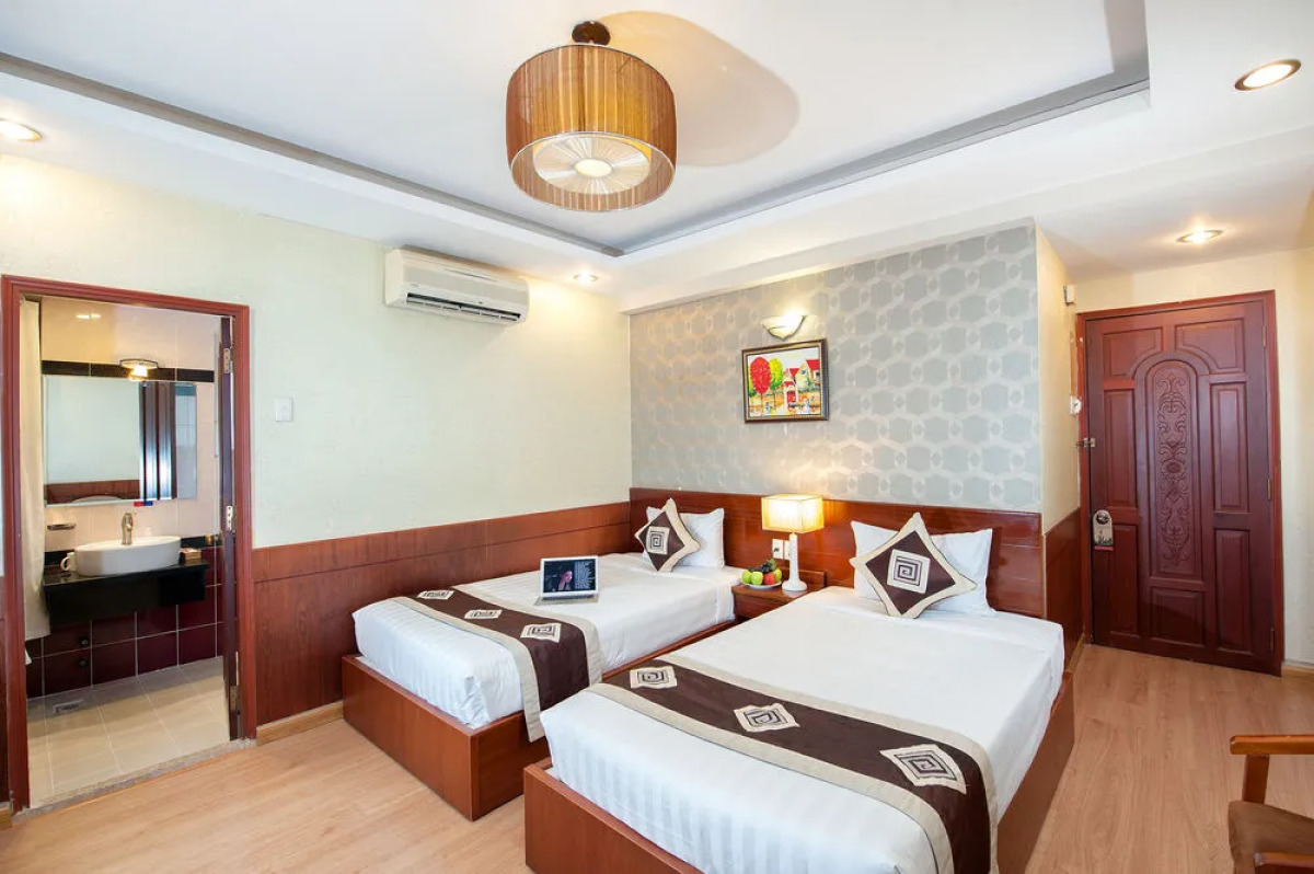 Eden Garden II Hotel