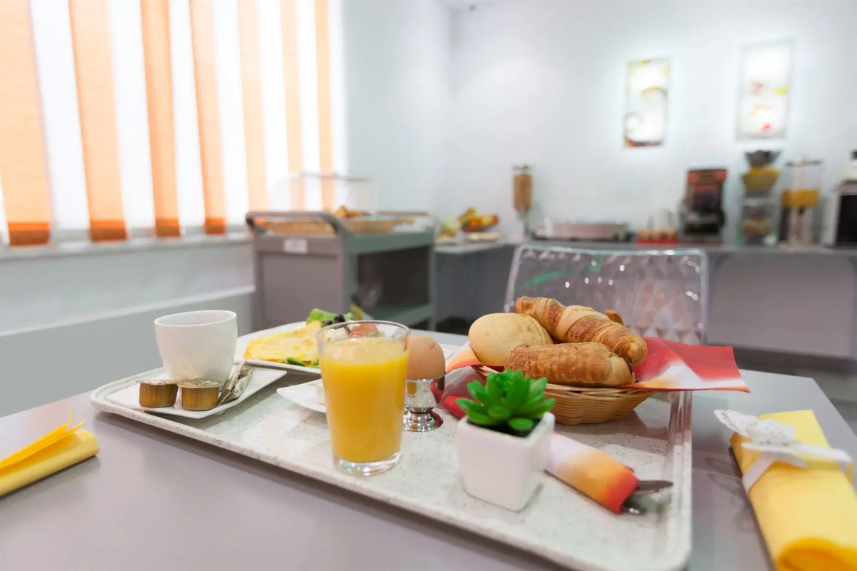 Hotel Phenix