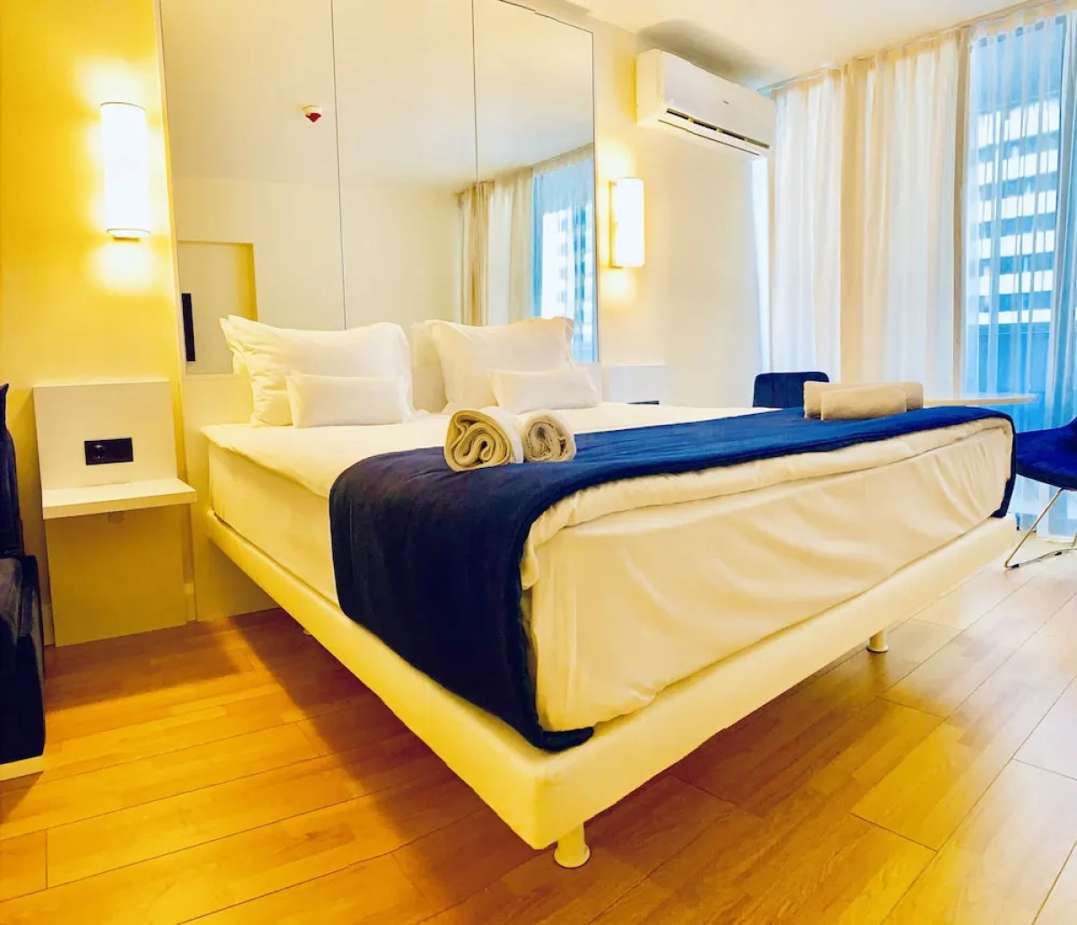 Апартаменты Royal Sea Breeze