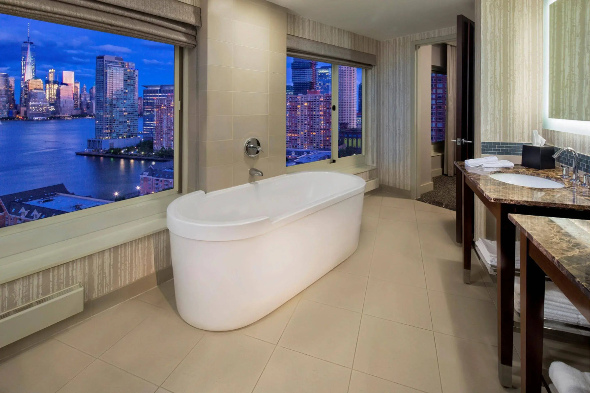 The Westin Jersey City Newport