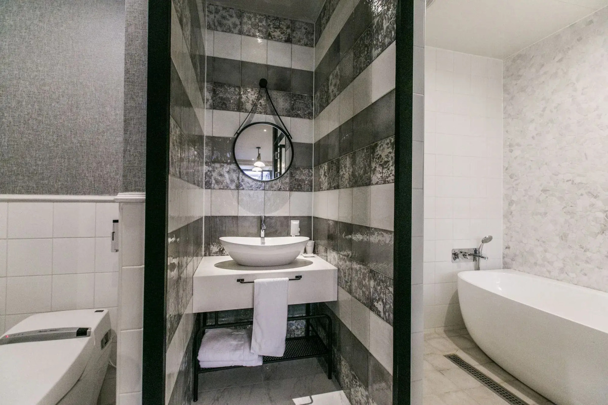 February Hotel The Signature Dongseongro