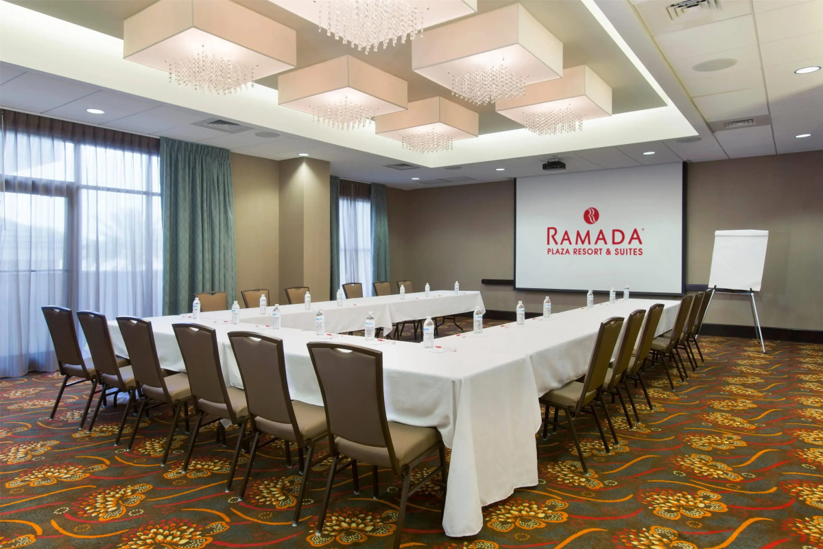 Ramada Plaza by Wyndham Orlando Resort & Suites Intl Drive