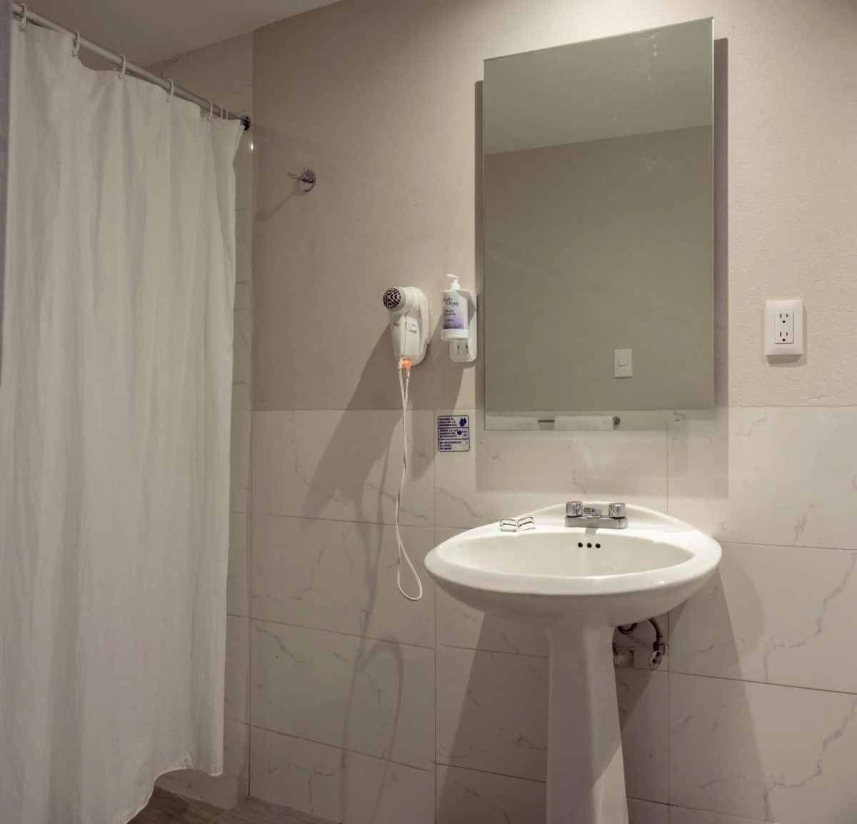 Ayenda Continental Mexicano