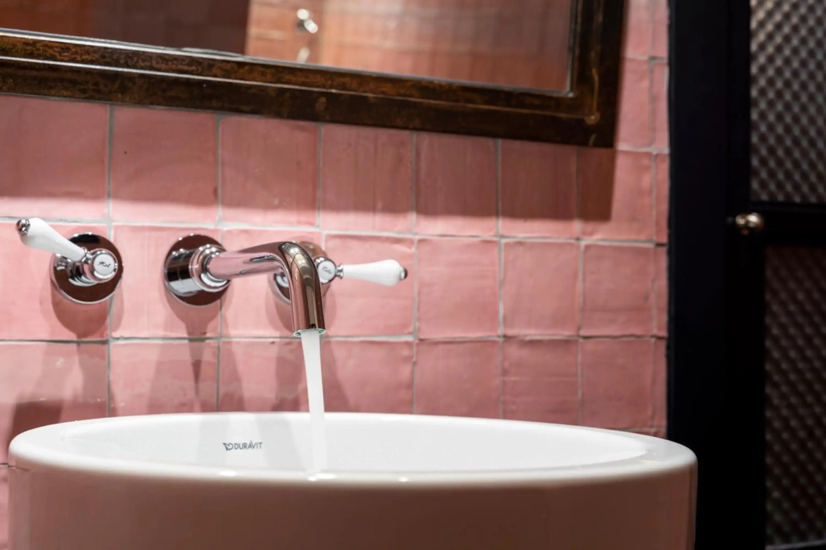 La França Travellers - Adults Only