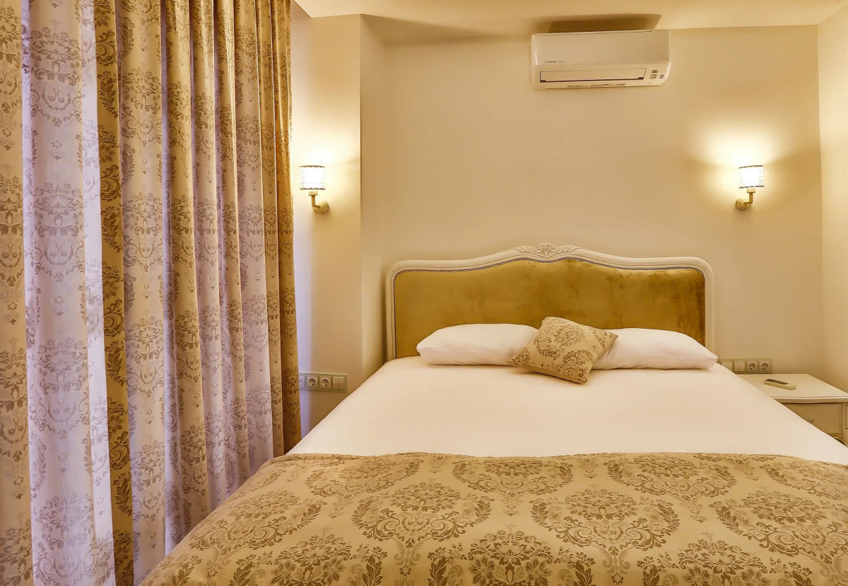 Отель Linda Beach