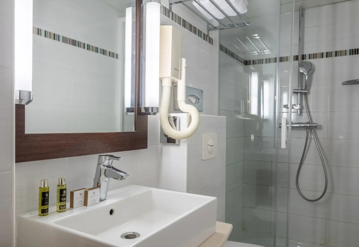 Hotel Saint Honore 85