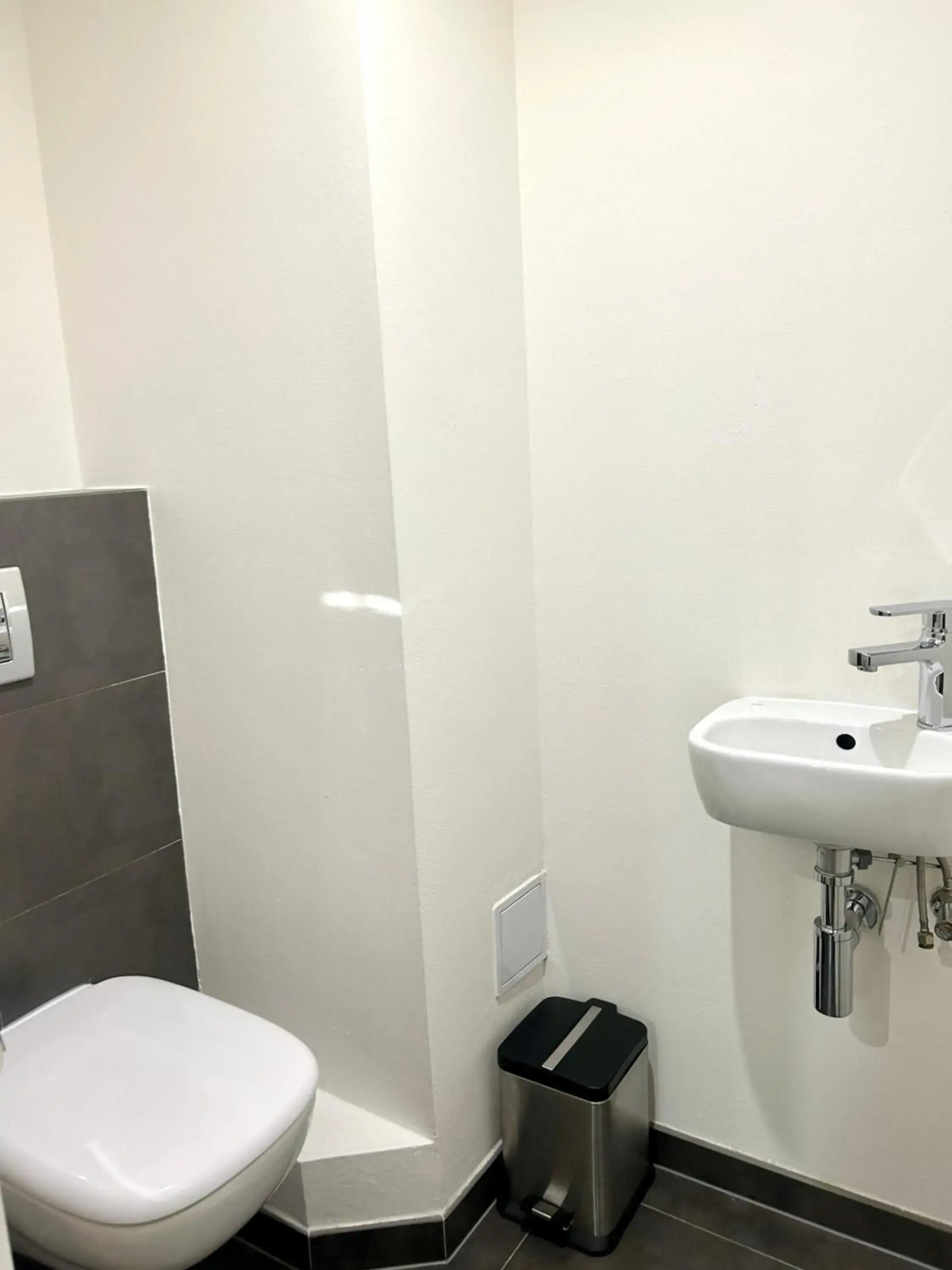 U Stare Pani - At the Old Lady Hotel