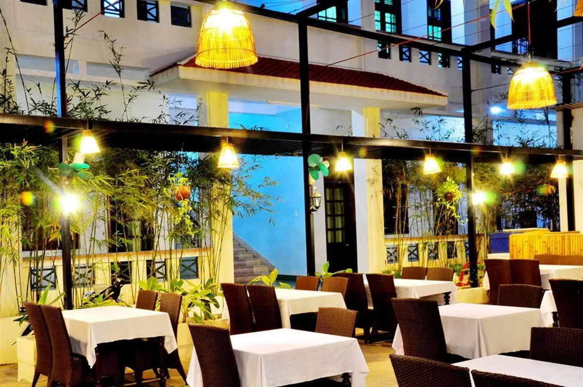 Tuyet Mai Hotel