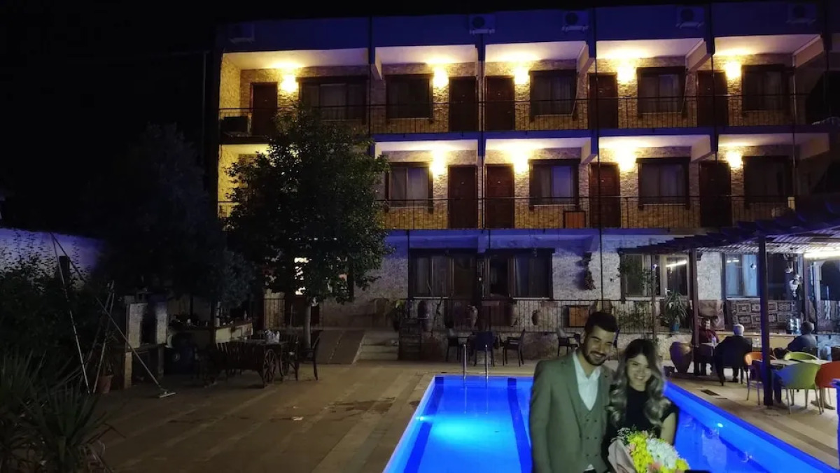 Shah Sultan Ozturk Hotel