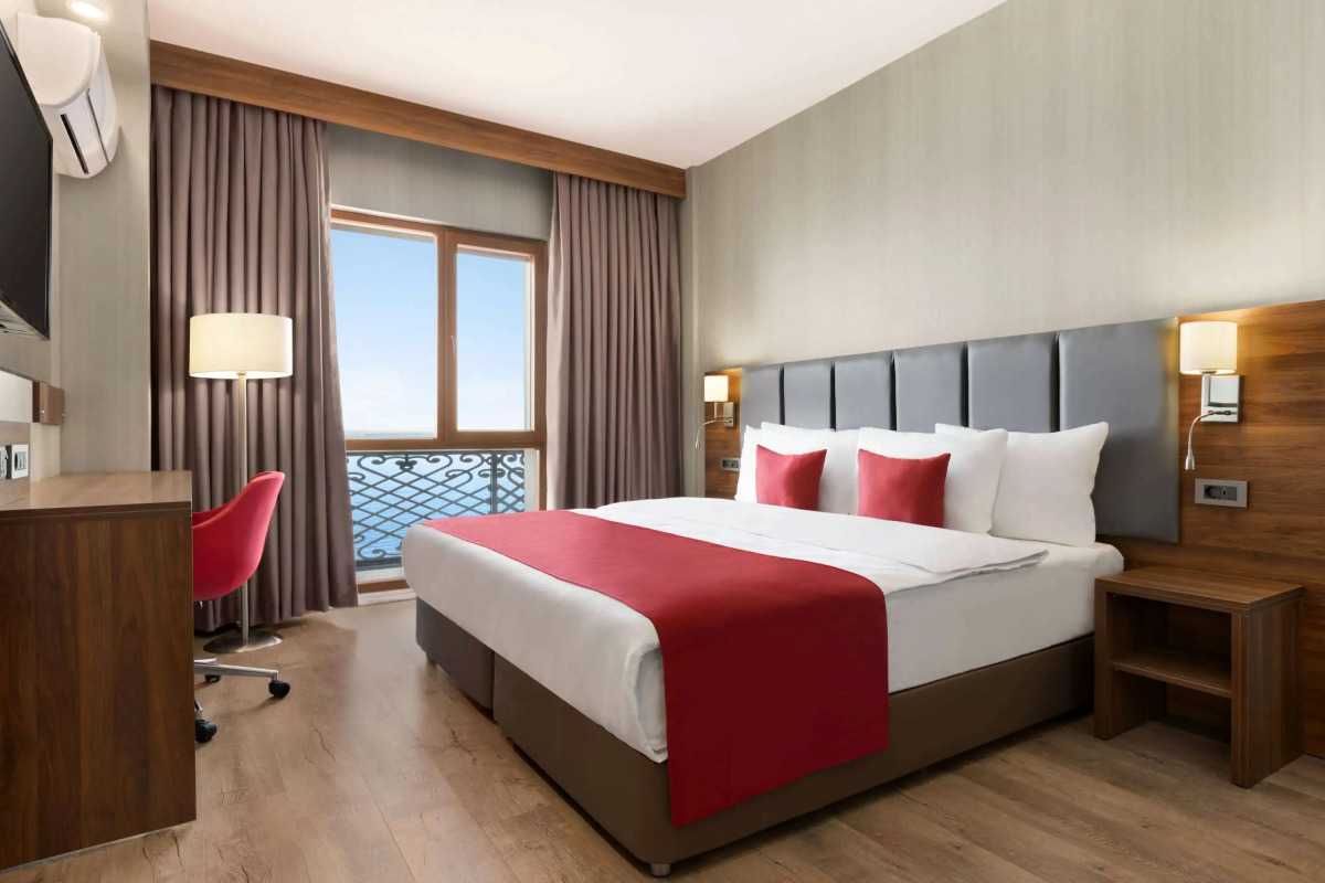 Ramada by Wyndham Van