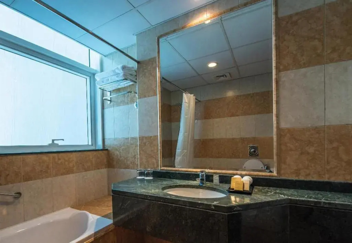 Sunday Mega Hotel Sheikh Zayed Road