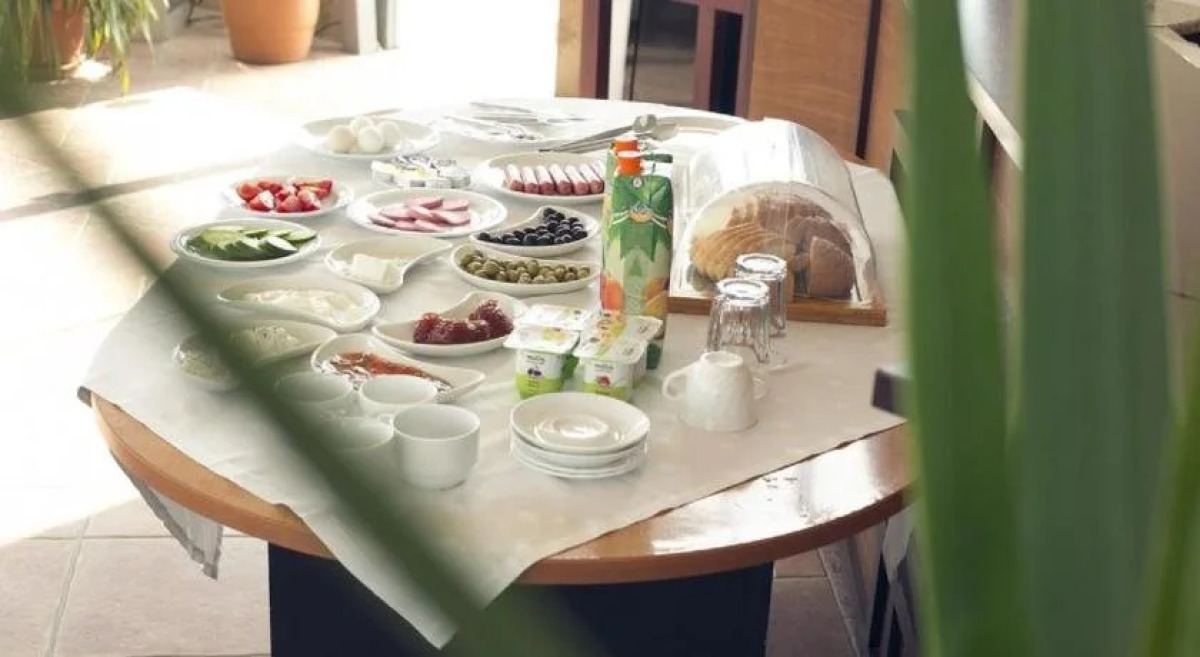 Отель City Walls