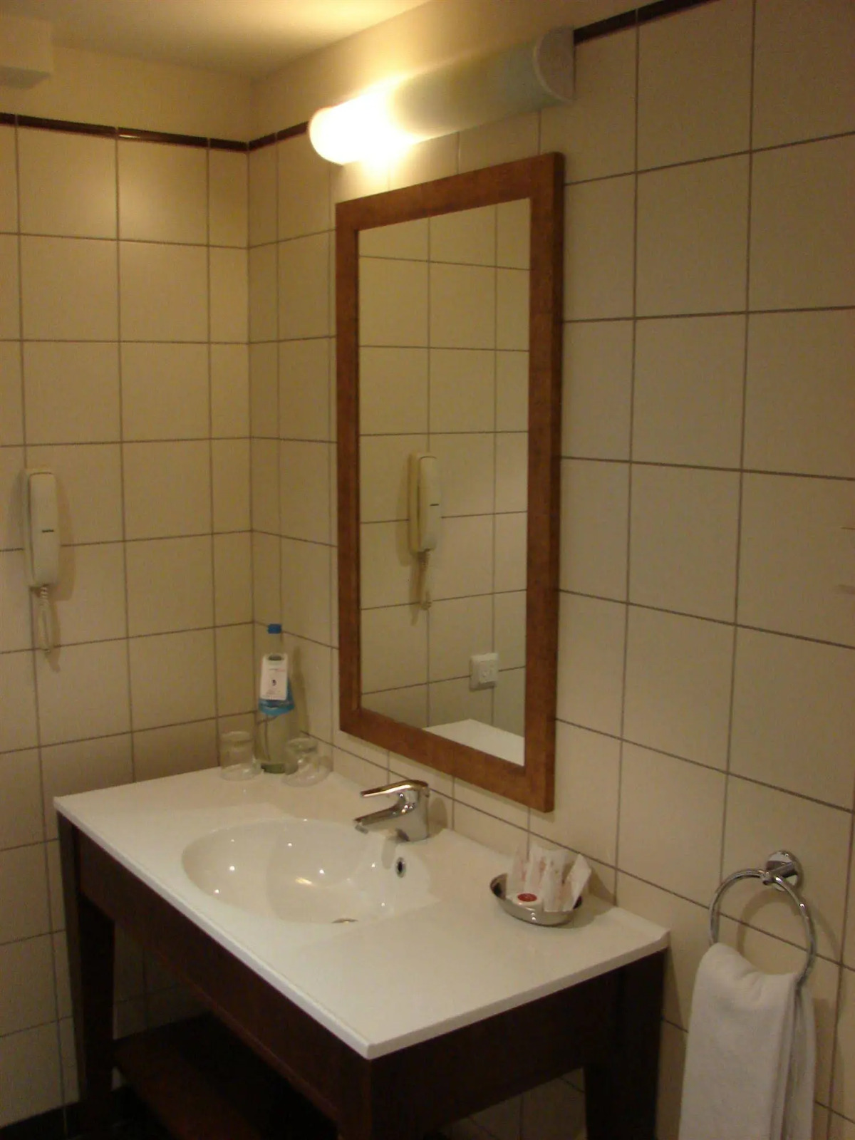 Отель The Benjamin House