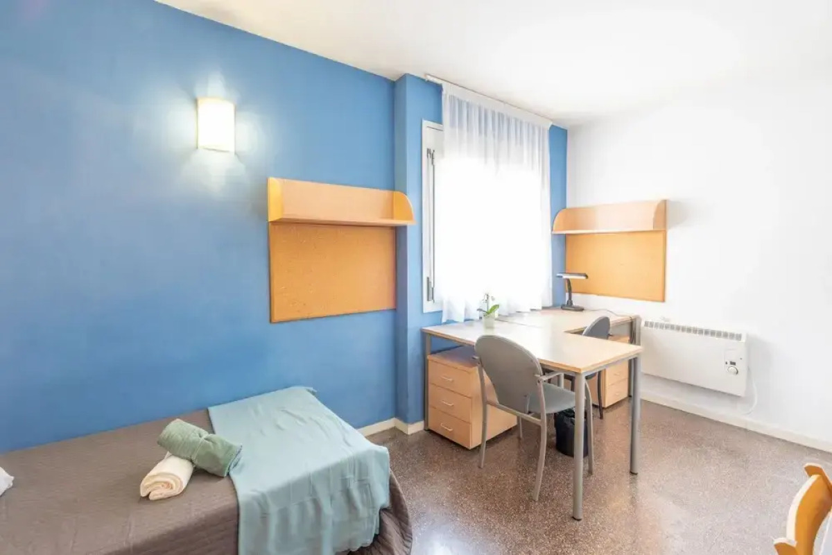 Residencia Universitaria Resa La Ciutadella -Campus Accomodation