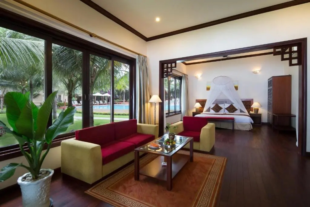 Sunny Beach Resort and Spa