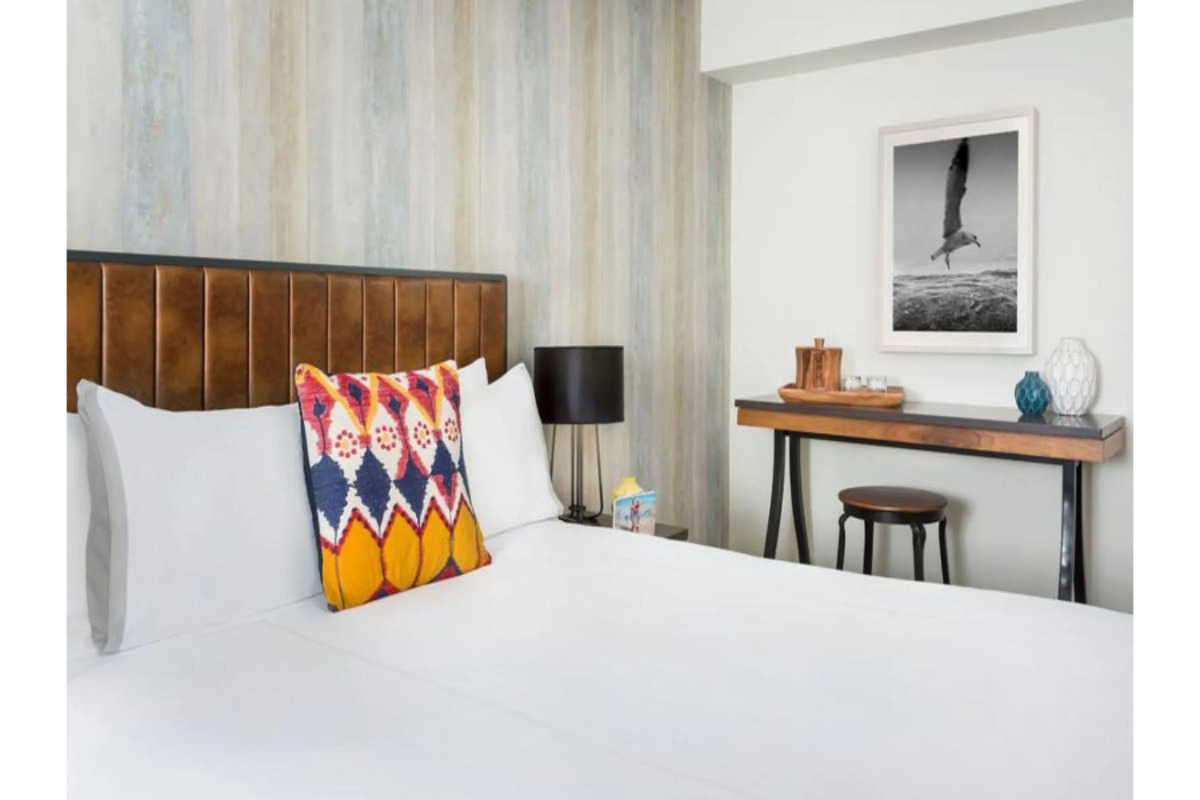 Kenmore Village Hotel, South Beach