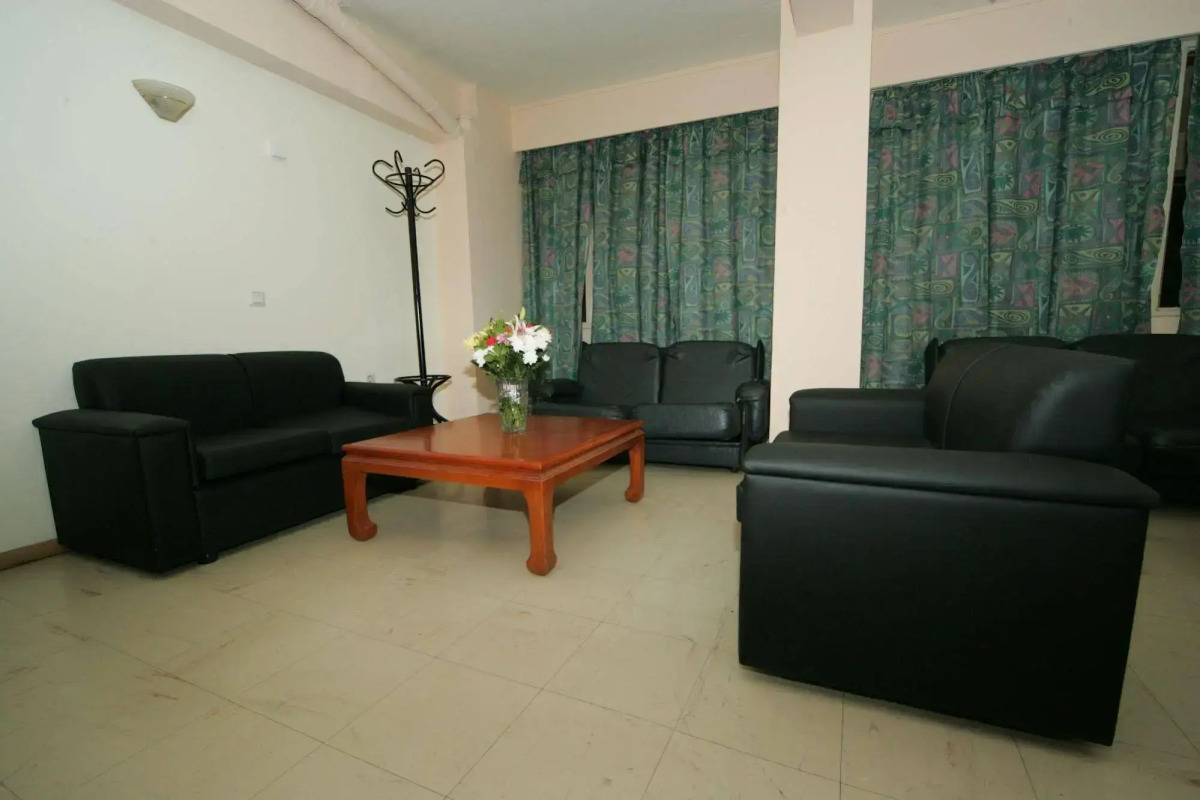 Alma Hotel