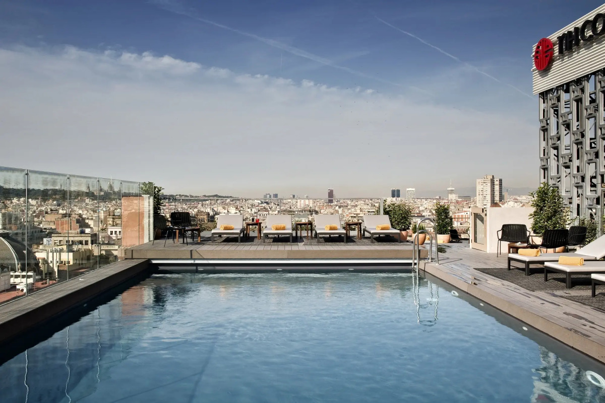 Отель NH Collection Barcelona Gran Calderón