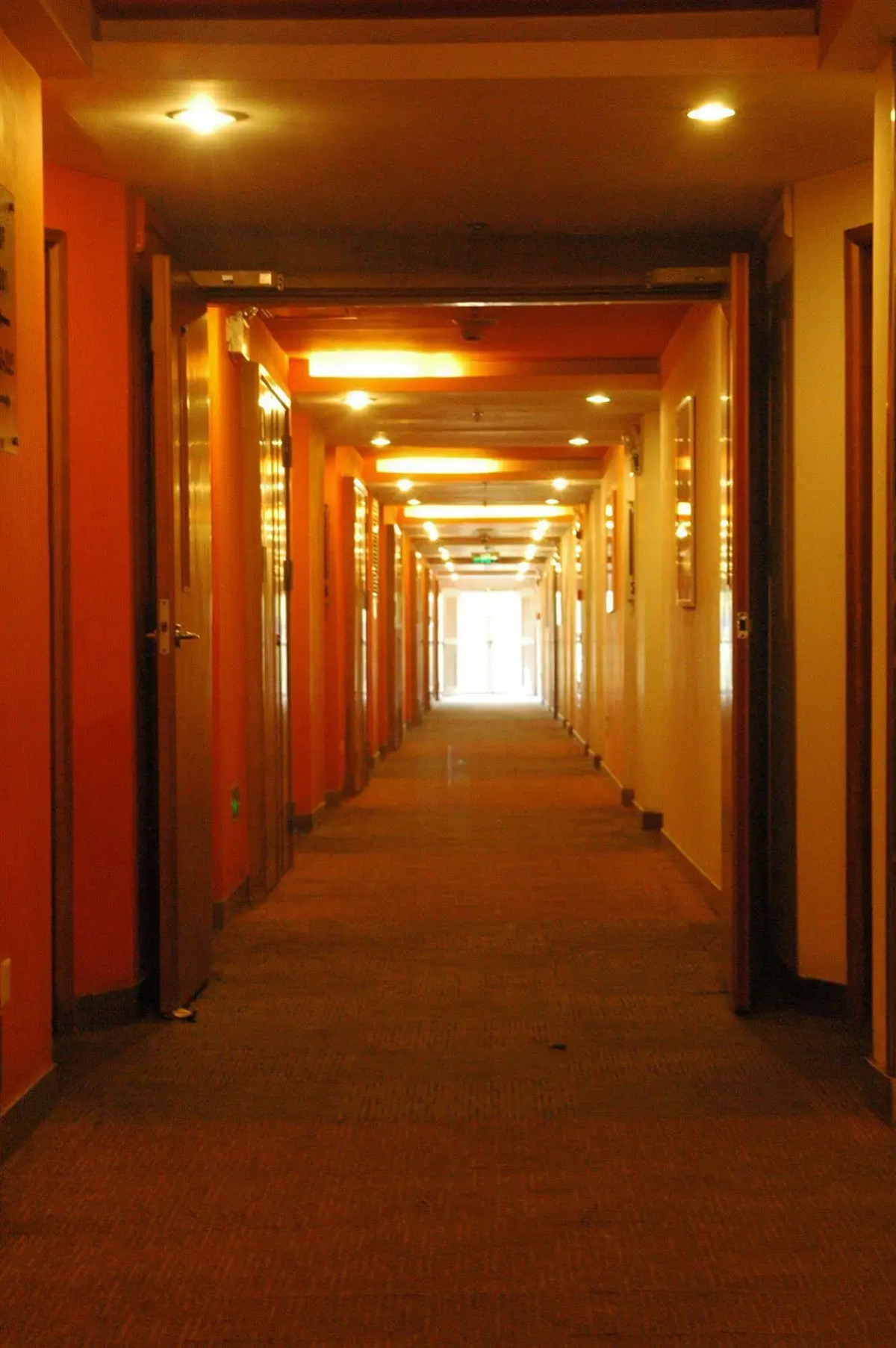 Garden Inn Yanjiang East Road Branch