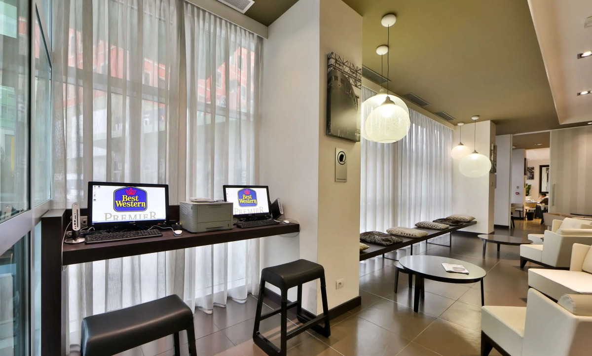 Best Western Premier CHC Airport