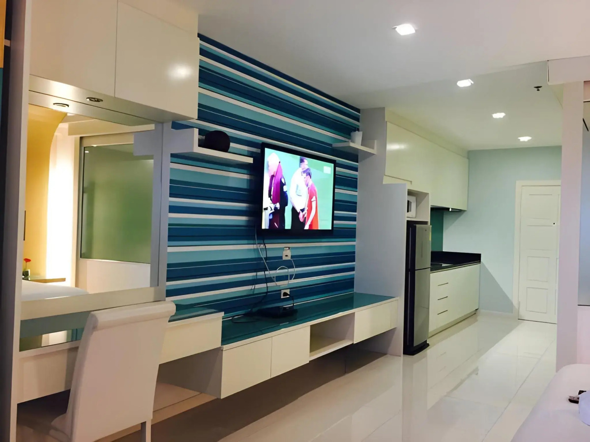 View Talay 6 Condominium by Honey