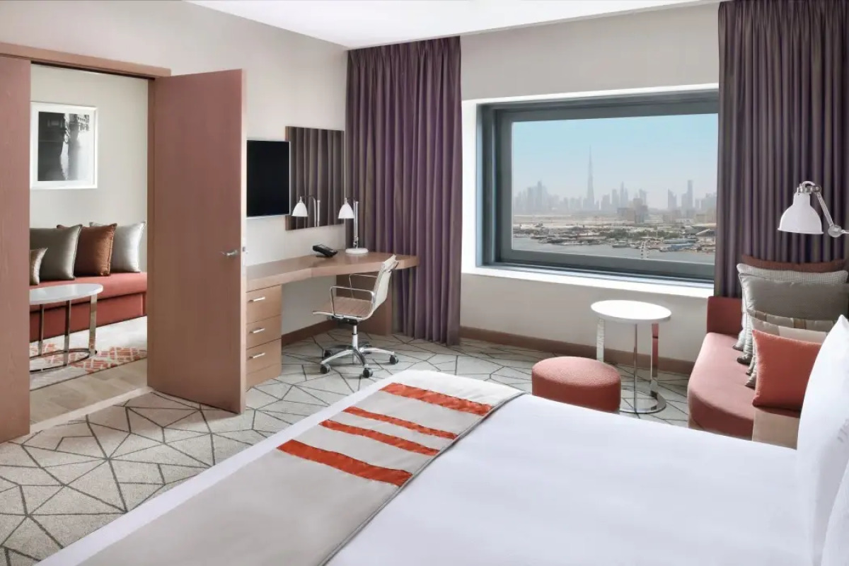 Отель Holiday Inn & Suites Dubai Festival City an IHG