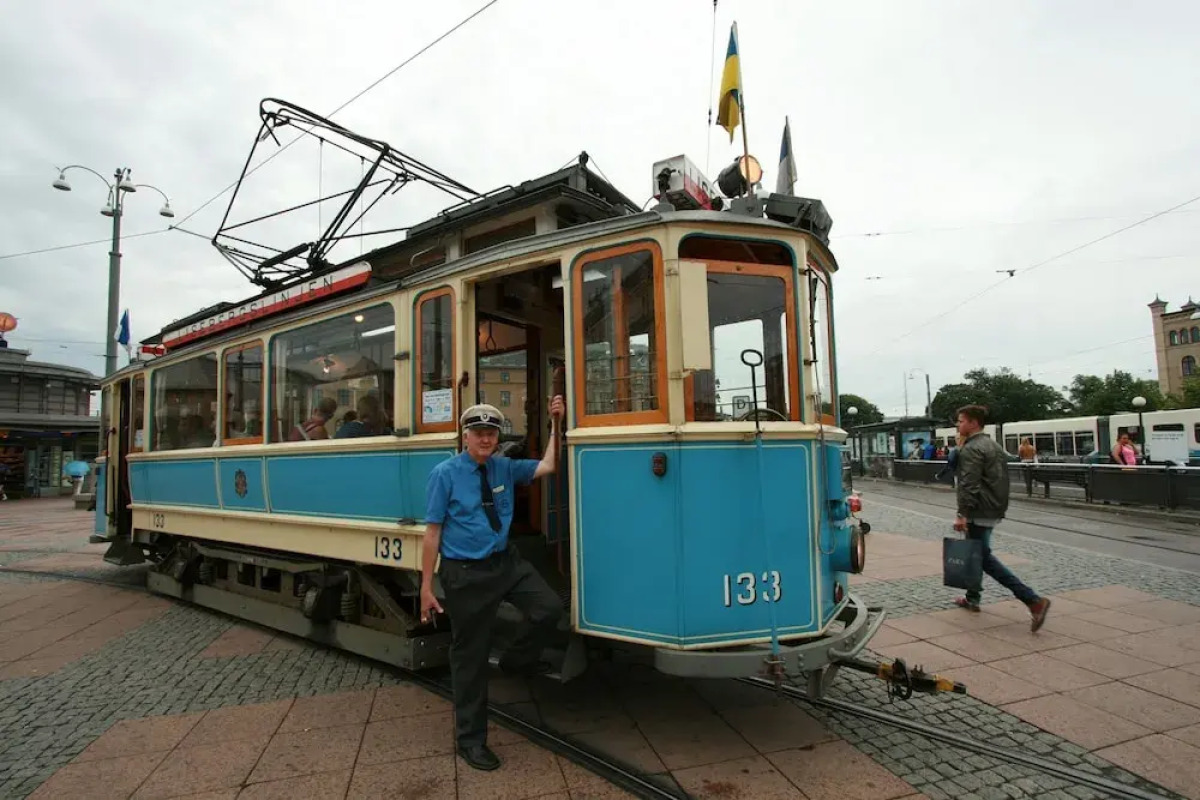 Slottsskogens Hostel