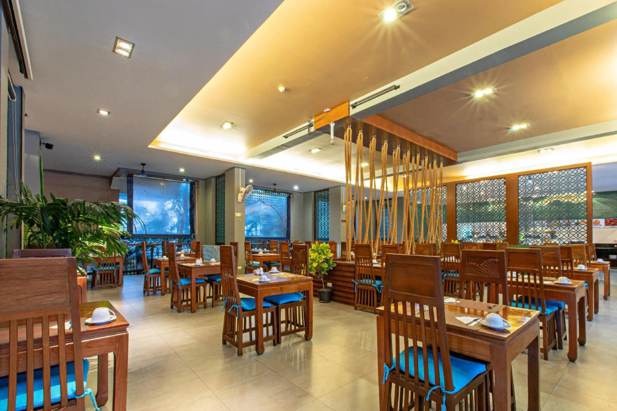 Отель Rawai Palm Beach Resort