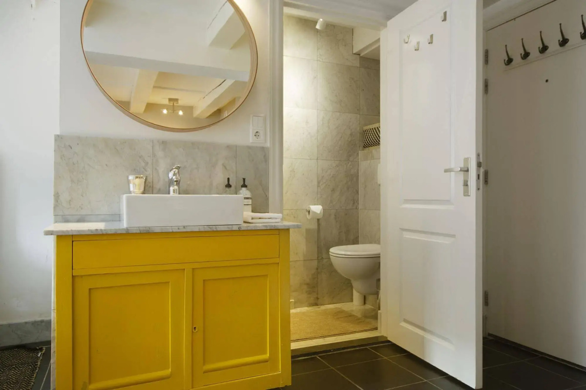 CoHo Apartment Suites