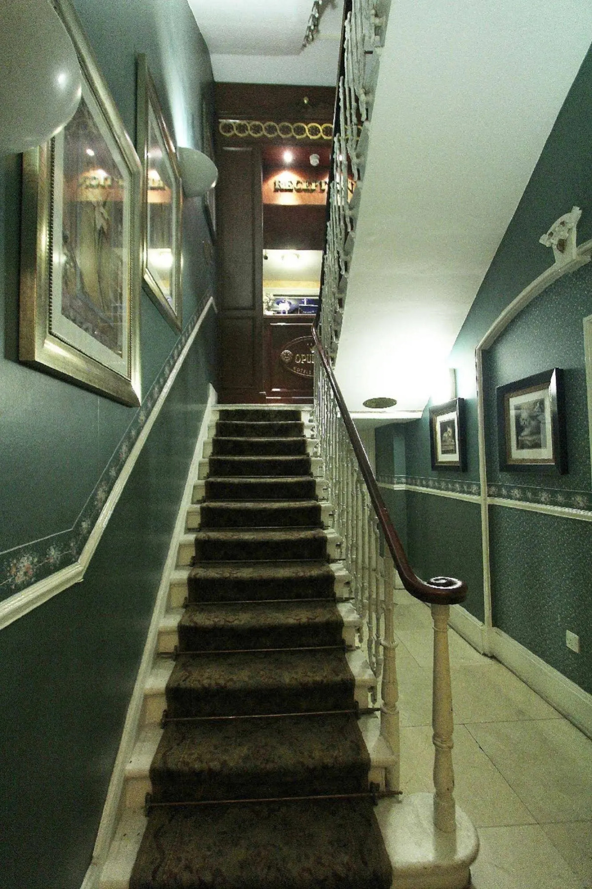 Opulence Boutique Hotel